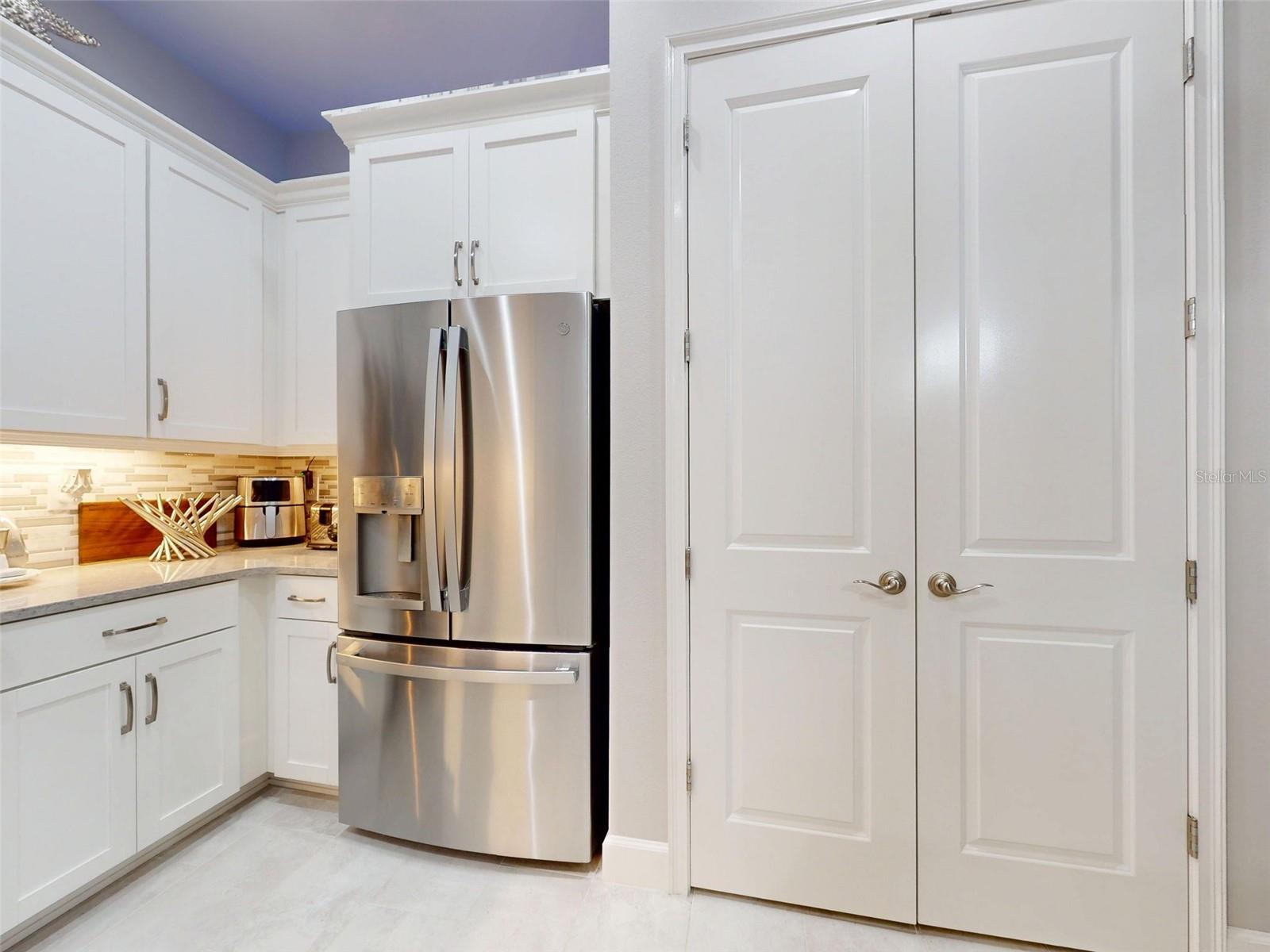 Image 16 of 100 For 6307 Hanfield Drive