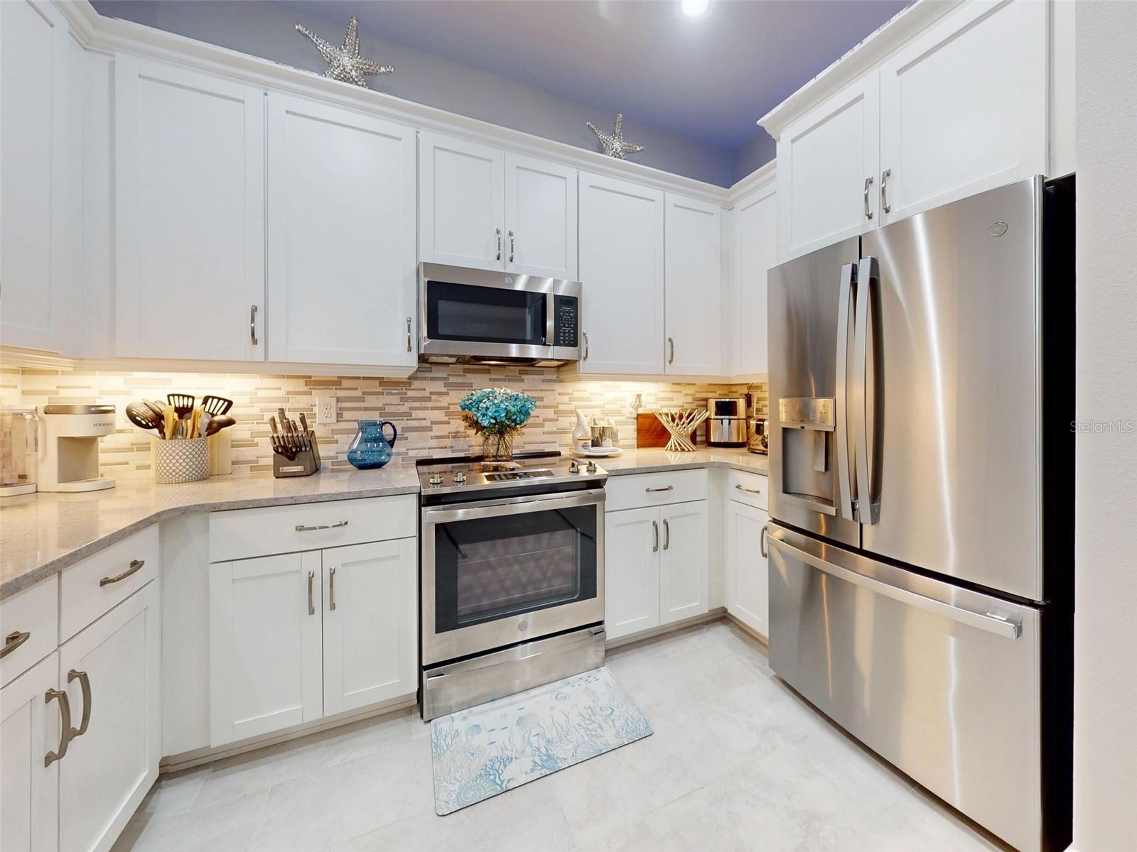 Image 18 of 100 For 6307 Hanfield Drive