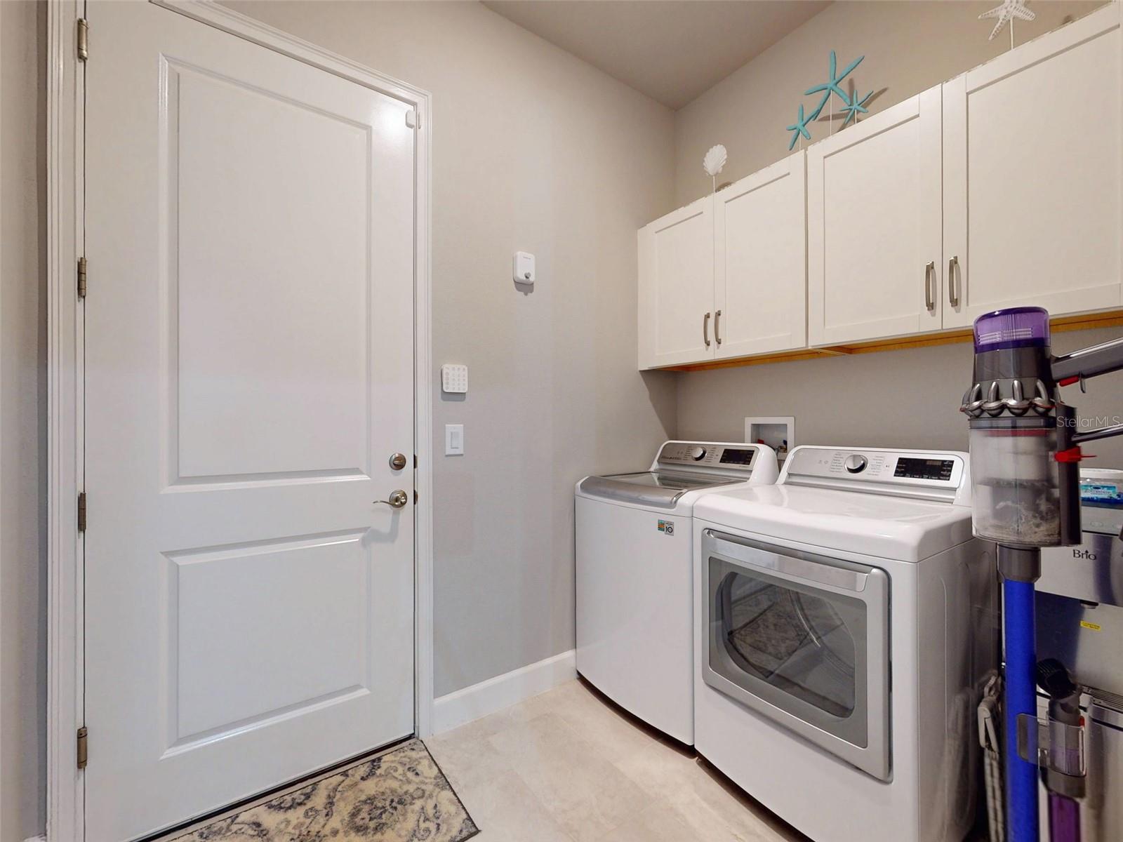Image 29 of 100 For 6307 Hanfield Drive
