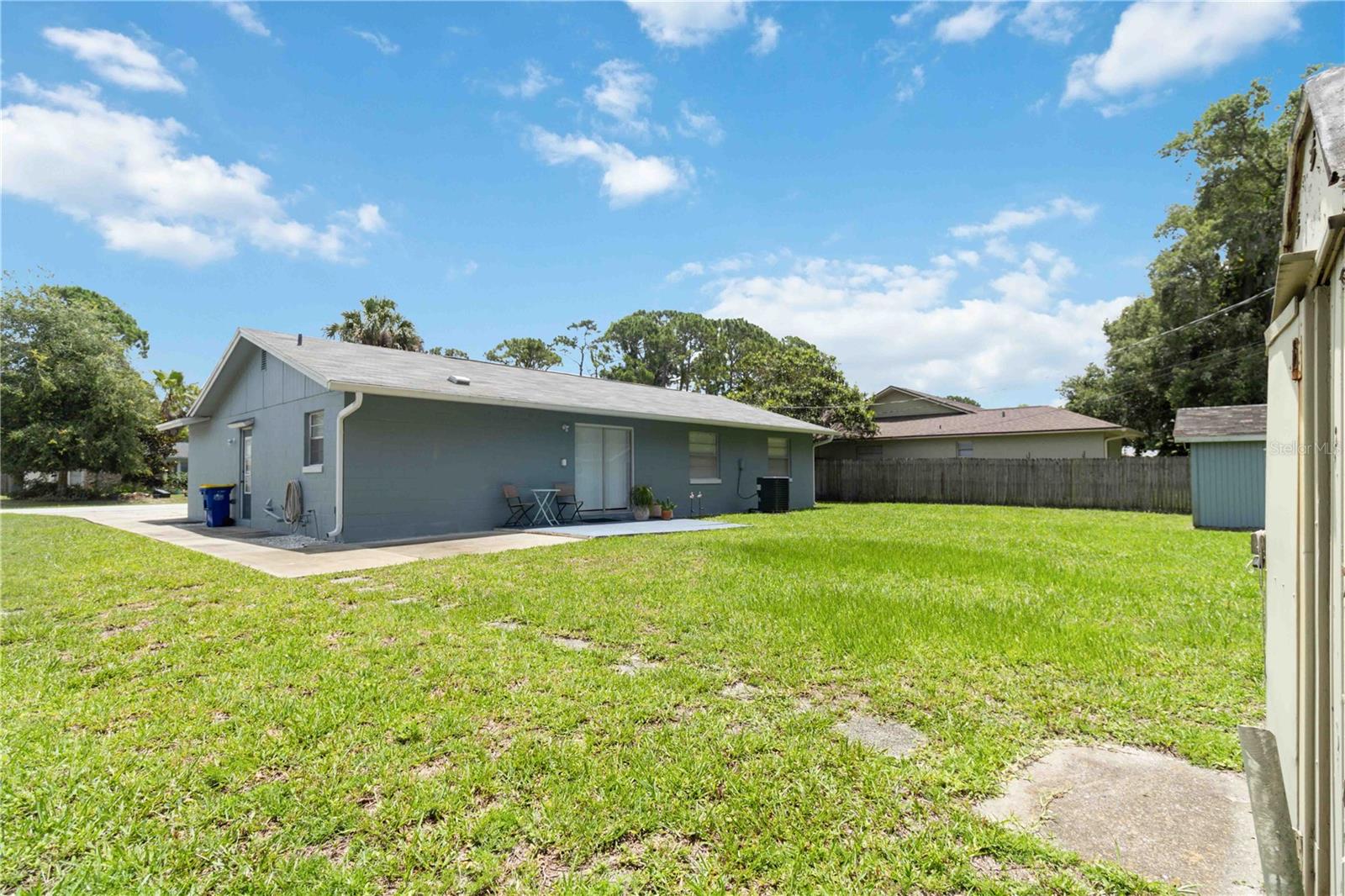 Image 20 of 27 For 1920 Travelers Palm Drive