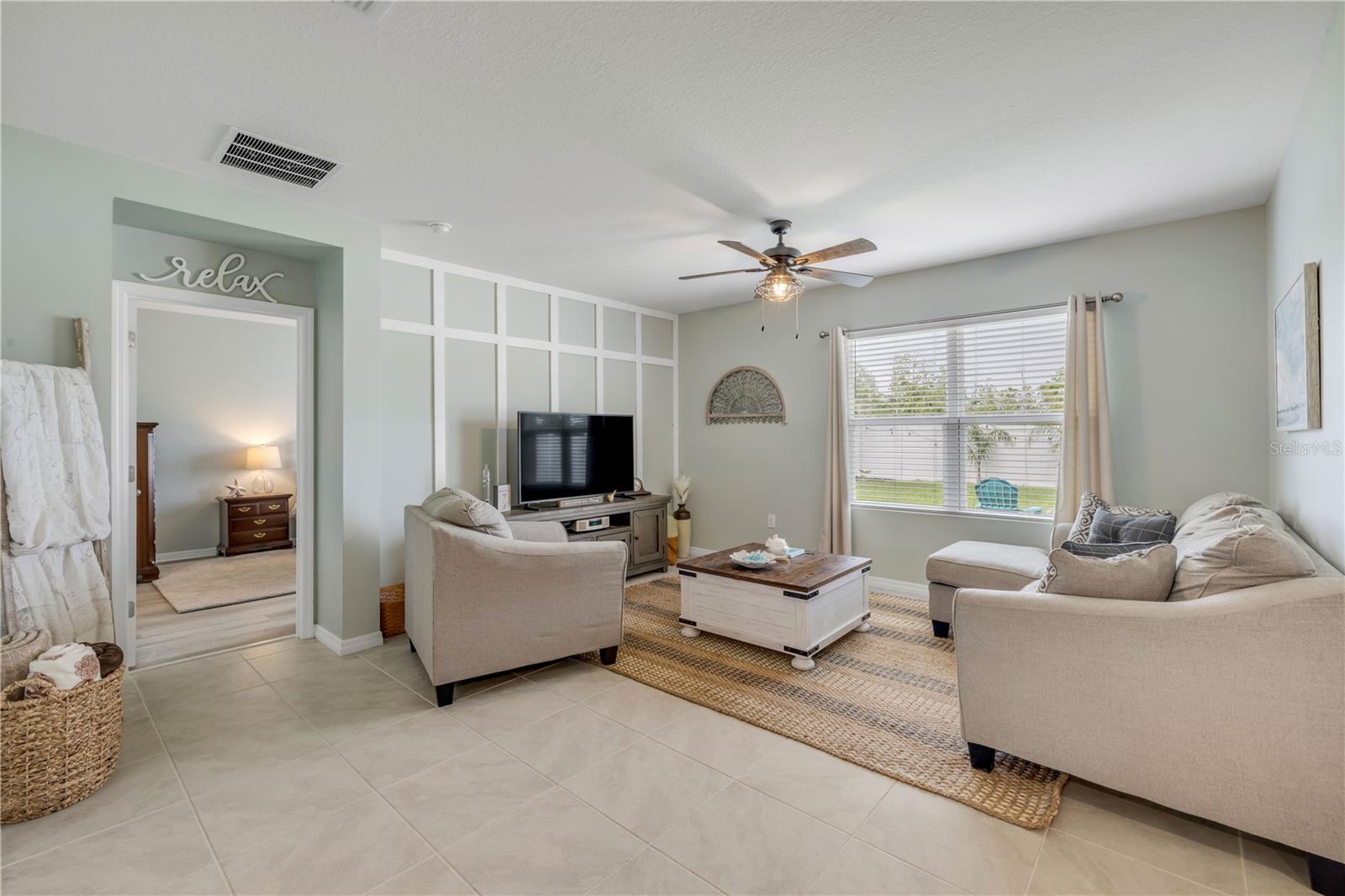 Image 15 of 35 For 2733 Neverland Drive