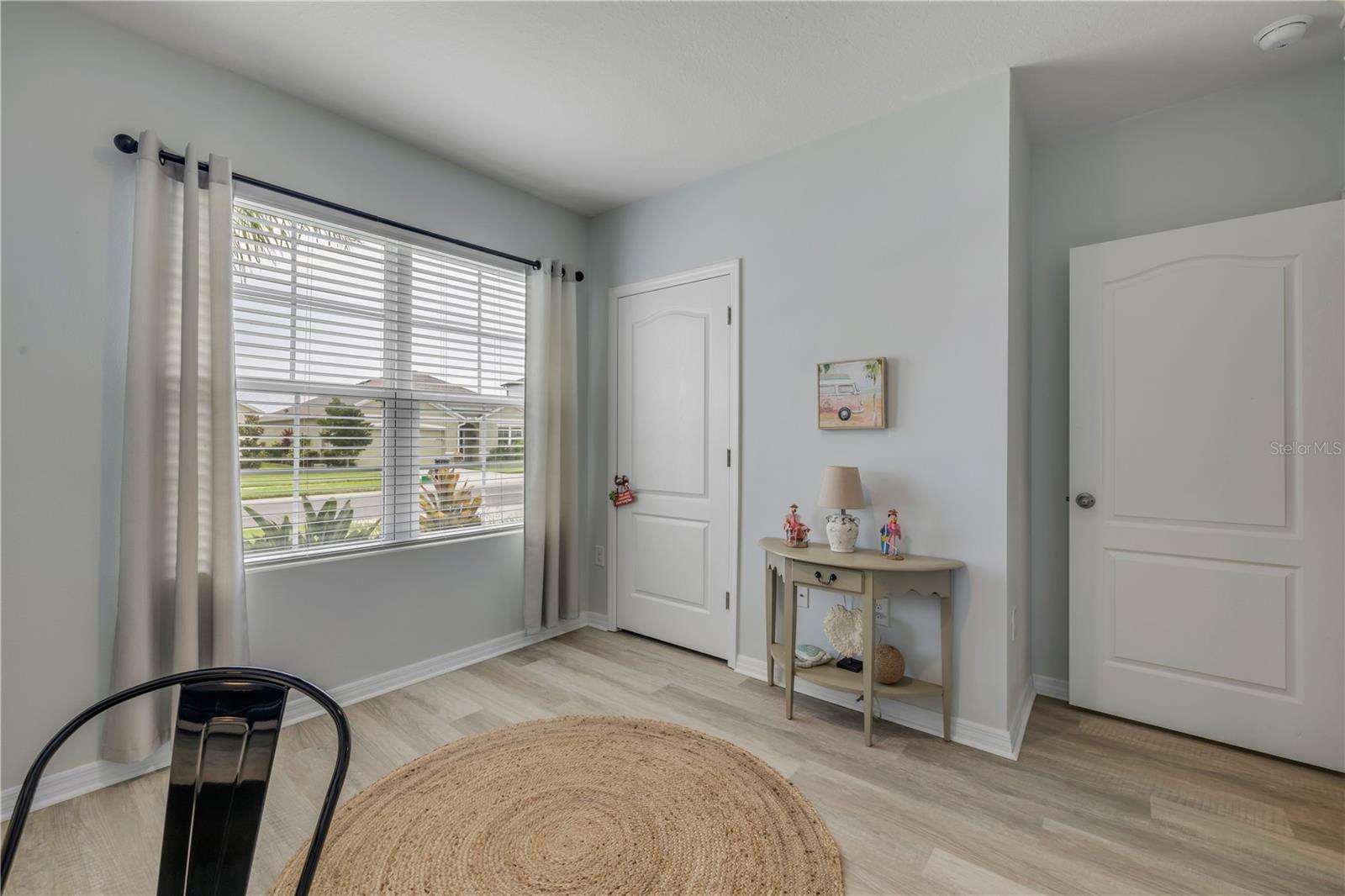 Image 21 of 35 For 2733 Neverland Drive