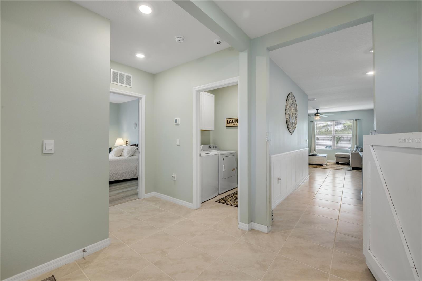 Image 25 of 35 For 2733 Neverland Drive