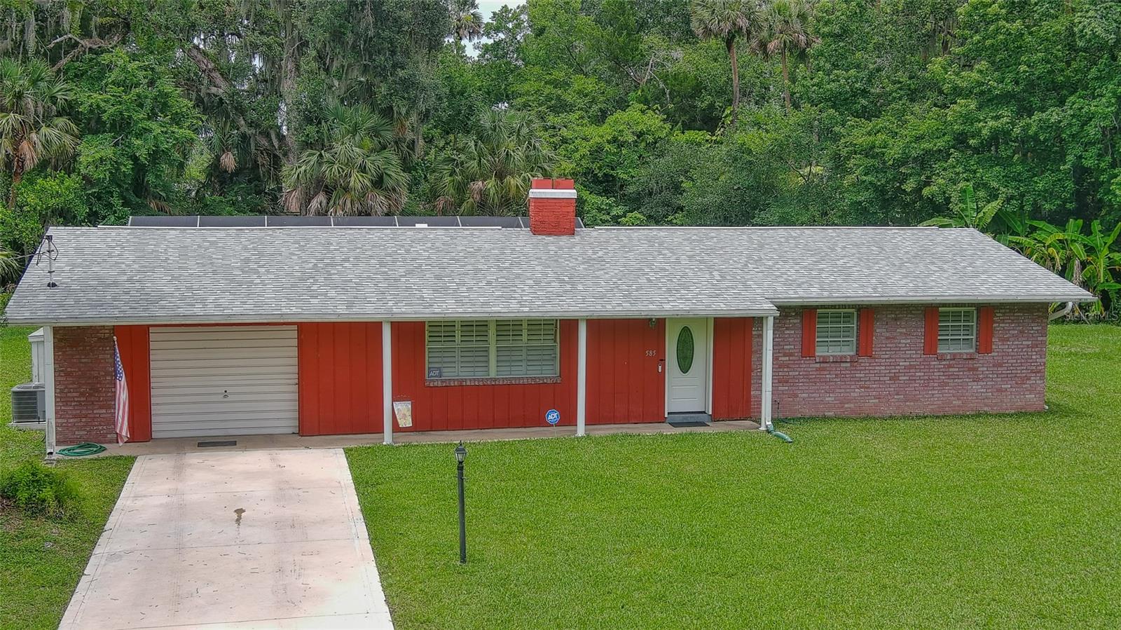 Image 41 of 71 For 585 Corbin Park Road