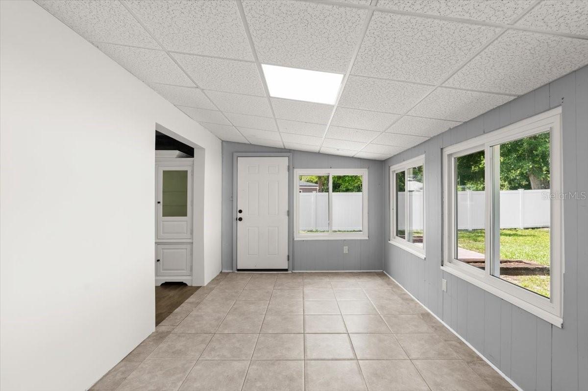 Image 10 of 41 For 680 Buford Avenue