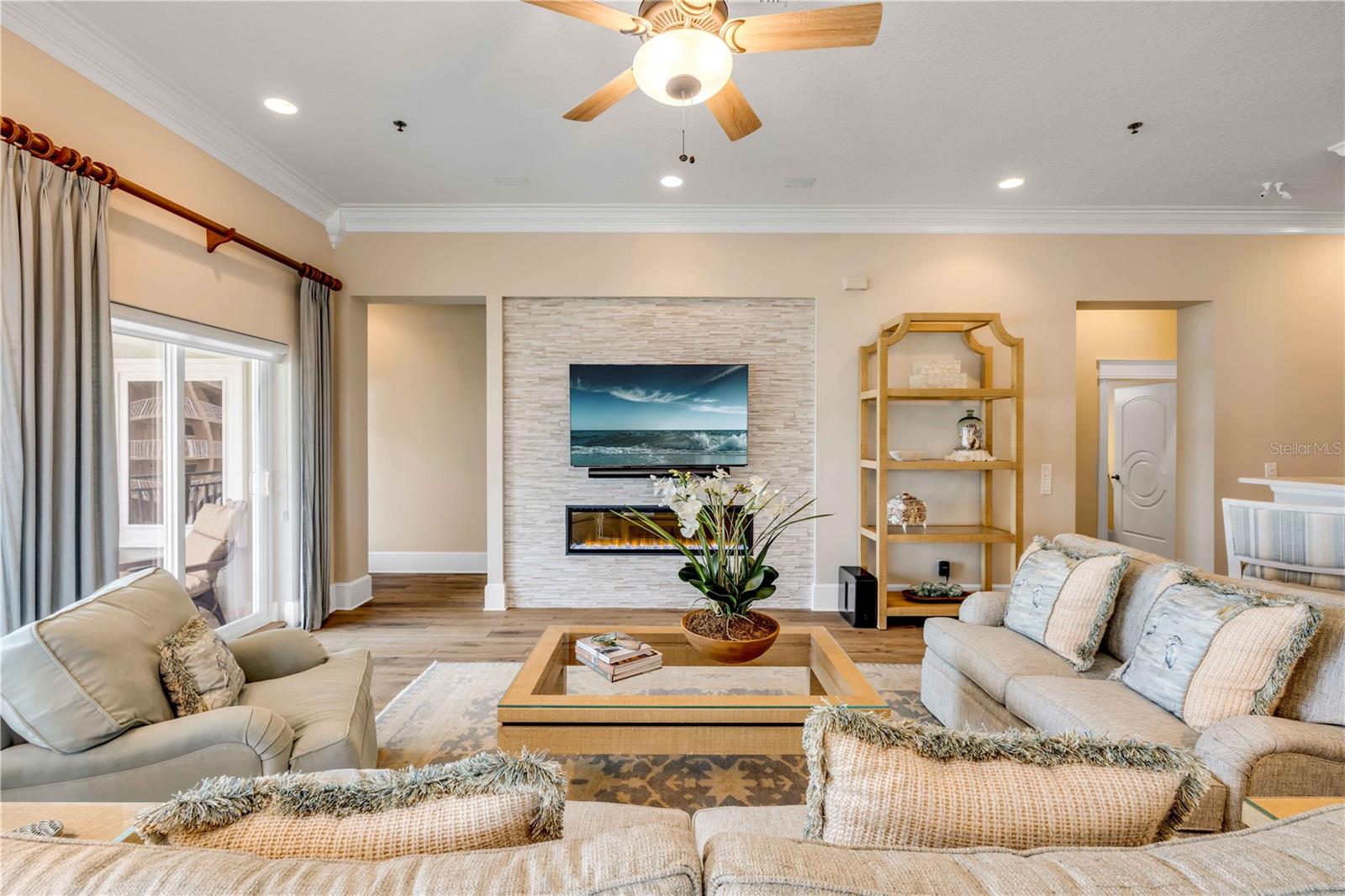 Image 18 of 68 For 423 Atlantic Avenue 301
