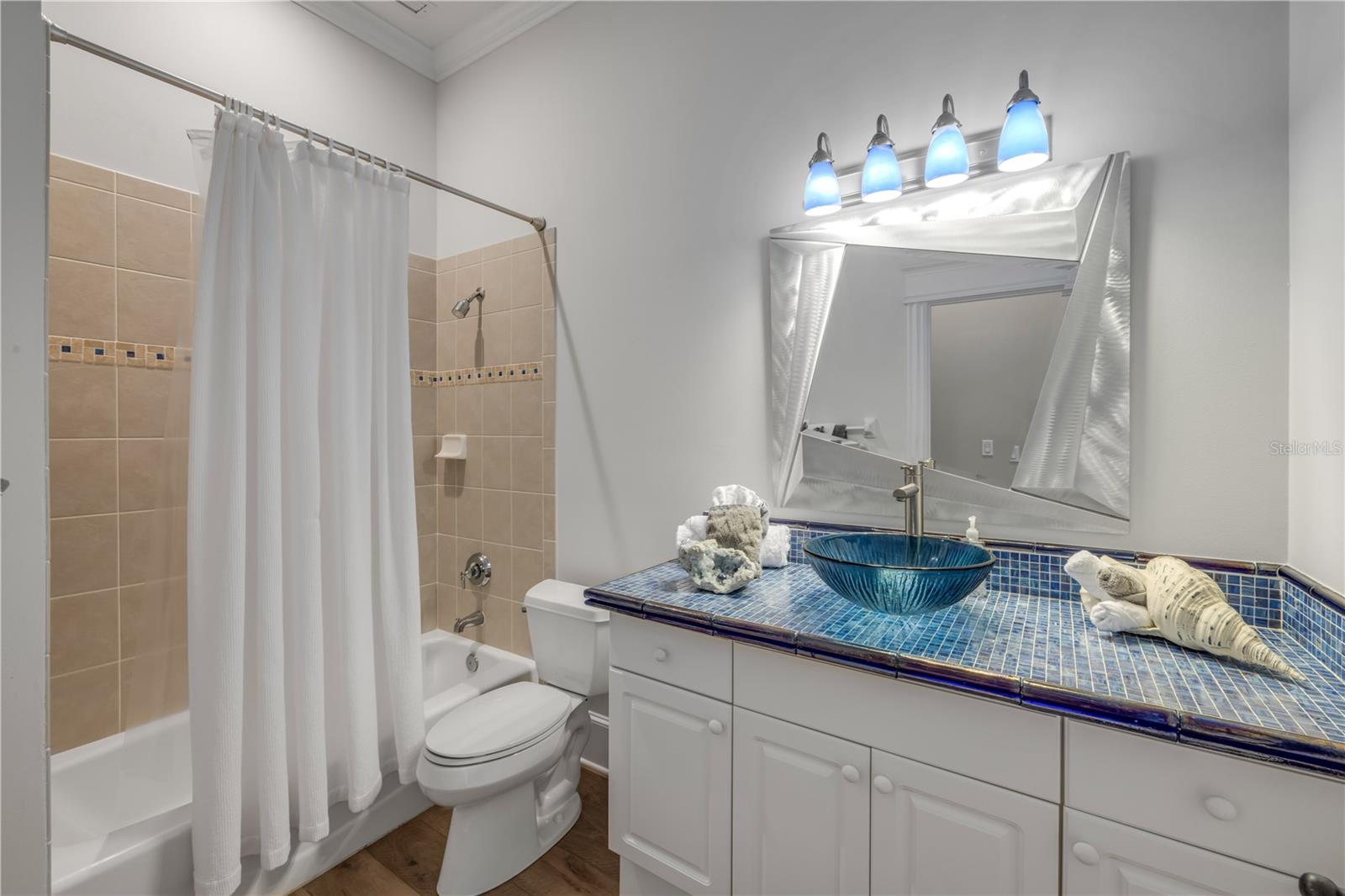 Image 45 of 68 For 423 Atlantic Avenue 301