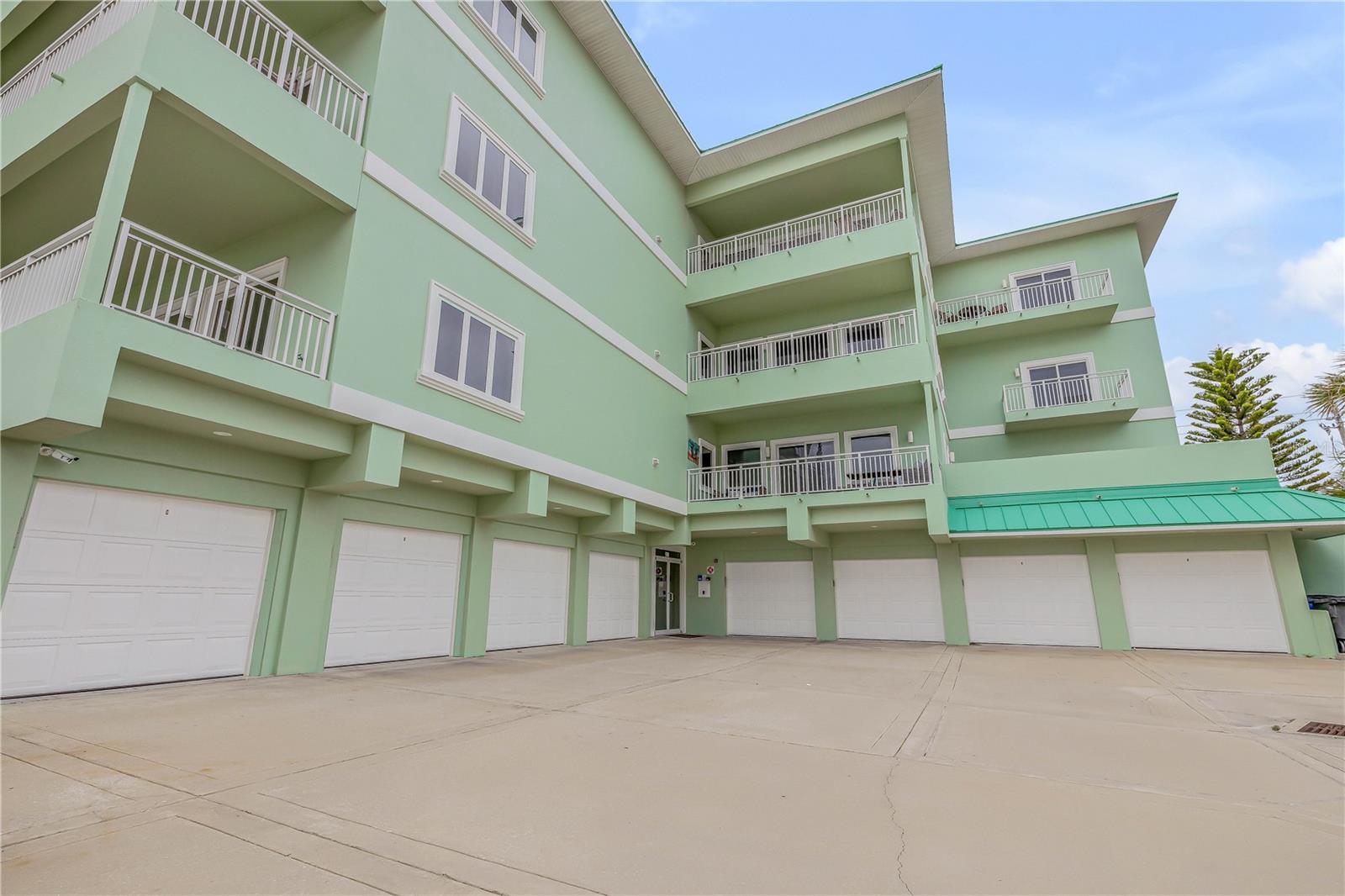 Image 51 of 68 For 423 Atlantic Avenue 301