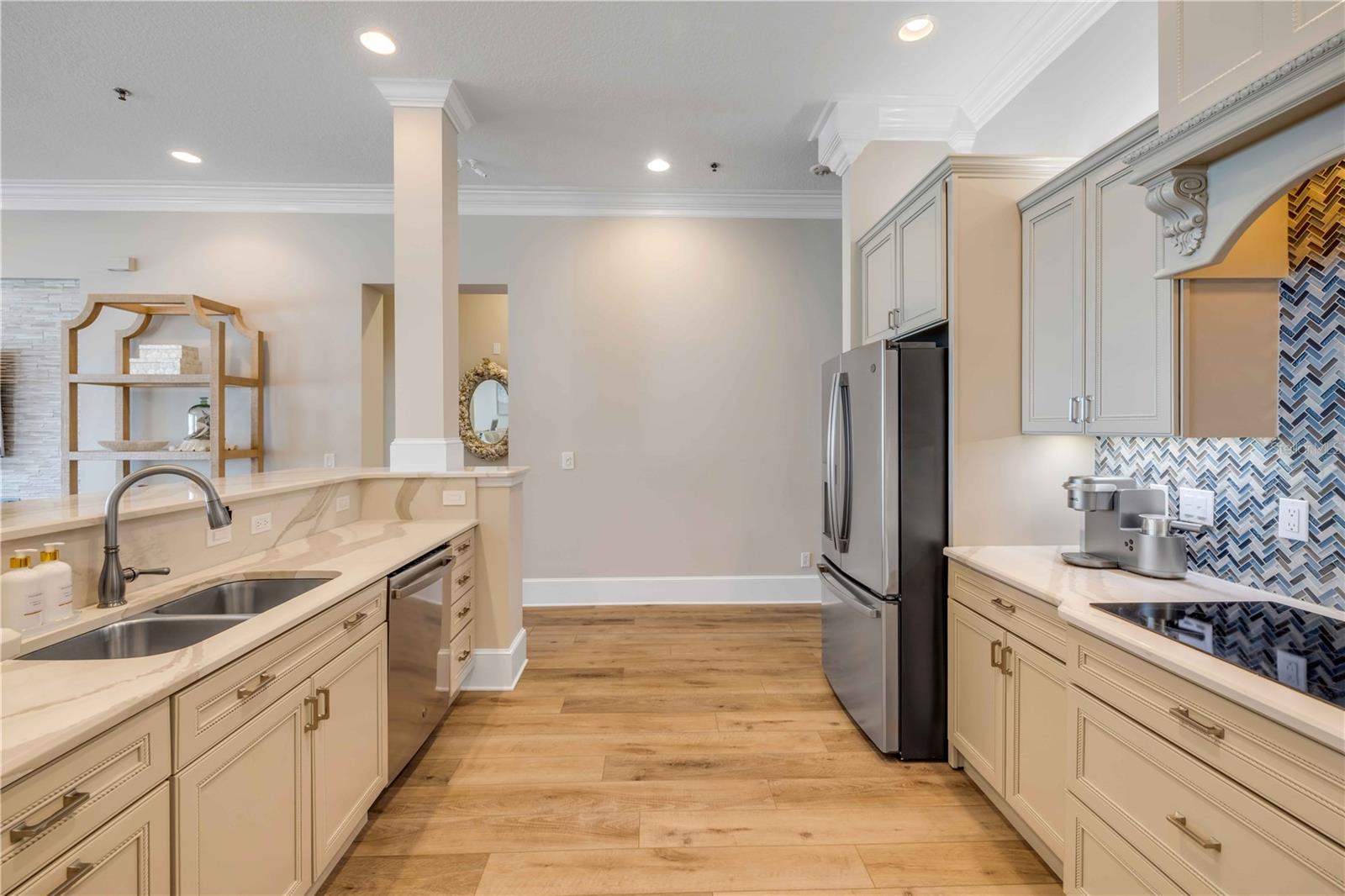 Image 9 of 68 For 423 Atlantic Avenue 301