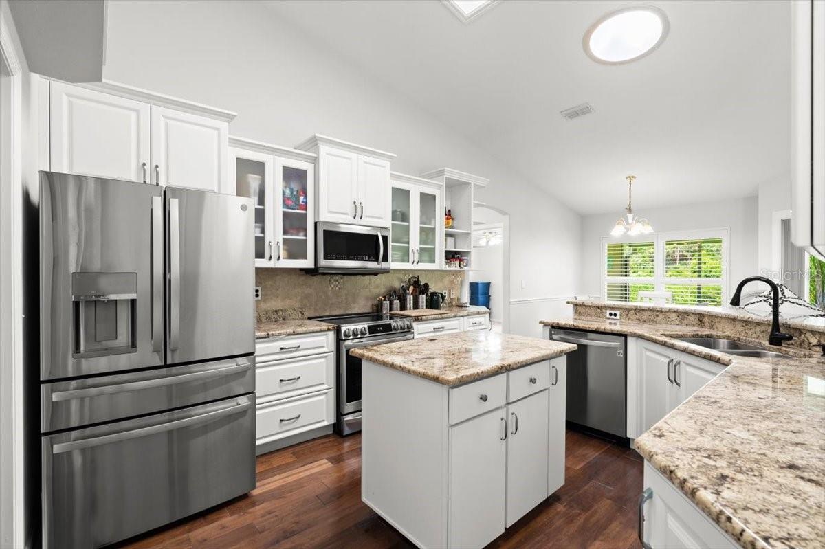 Image 11 of 45 For 5935 Shady Creek Lane