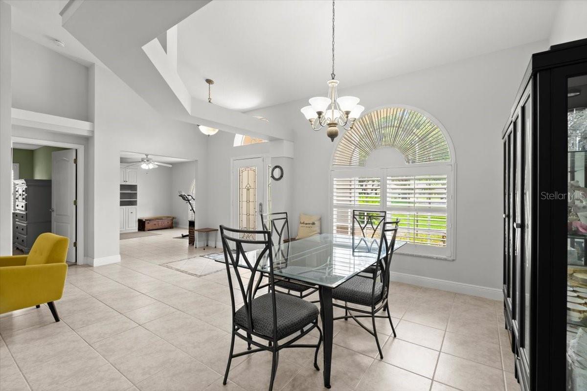 Image 4 of 45 For 5935 Shady Creek Lane