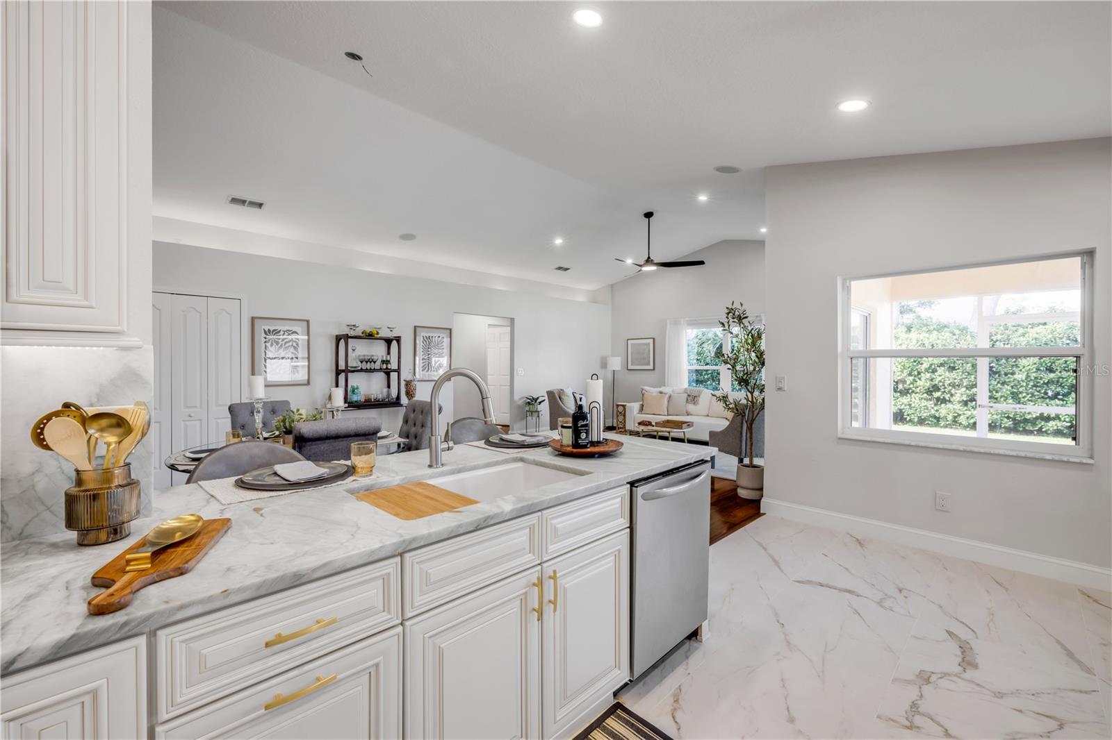 Image 13 of 30 For 620 Middlebury Loop