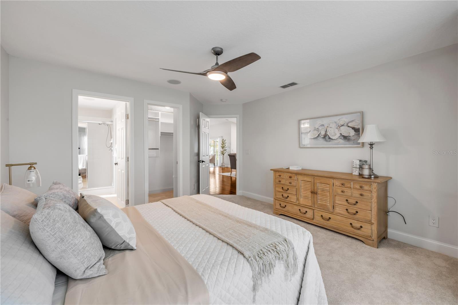 Image 21 of 30 For 620 Middlebury Loop