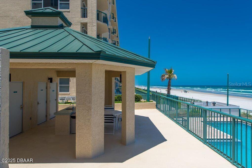 Image 46 of 47 For 4575 Atlantic Avenue 6607