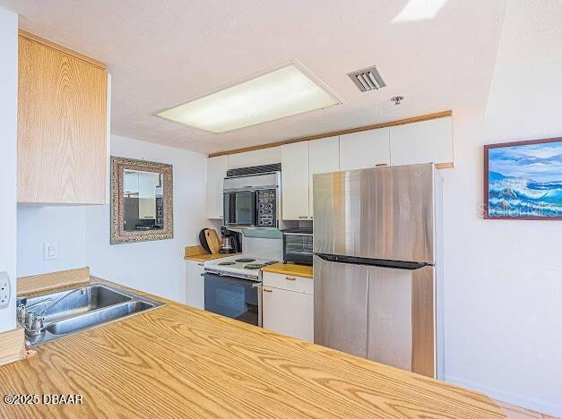 Image 17 of 36 For 3023 Atlantic Avenue 8010
