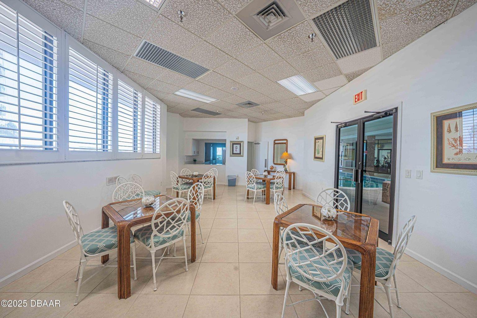 Image 29 of 36 For 3023 Atlantic Avenue 8010