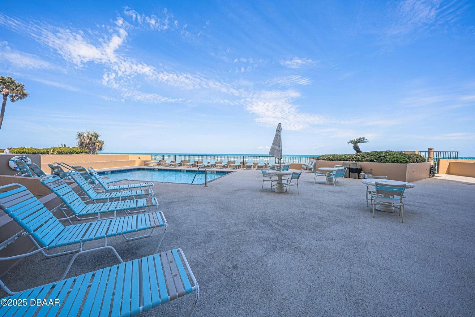 Image 4 of 36 For 3023 Atlantic Avenue 8010