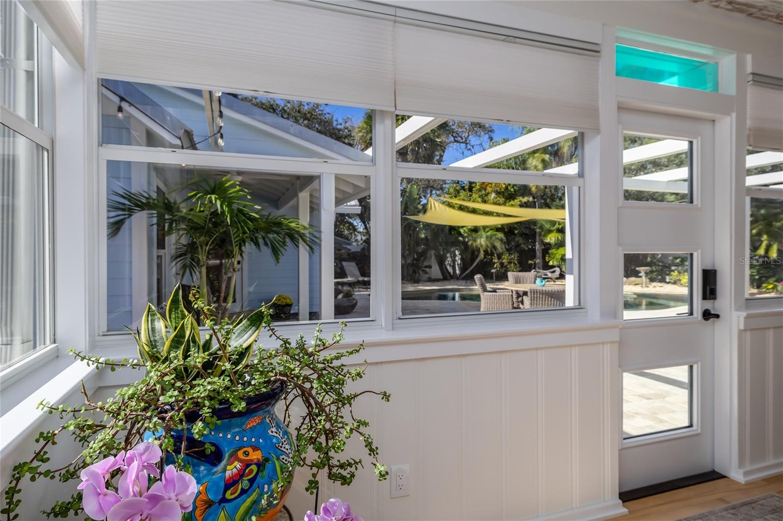 Image 23 of 68 For 506 Yupon Avenue