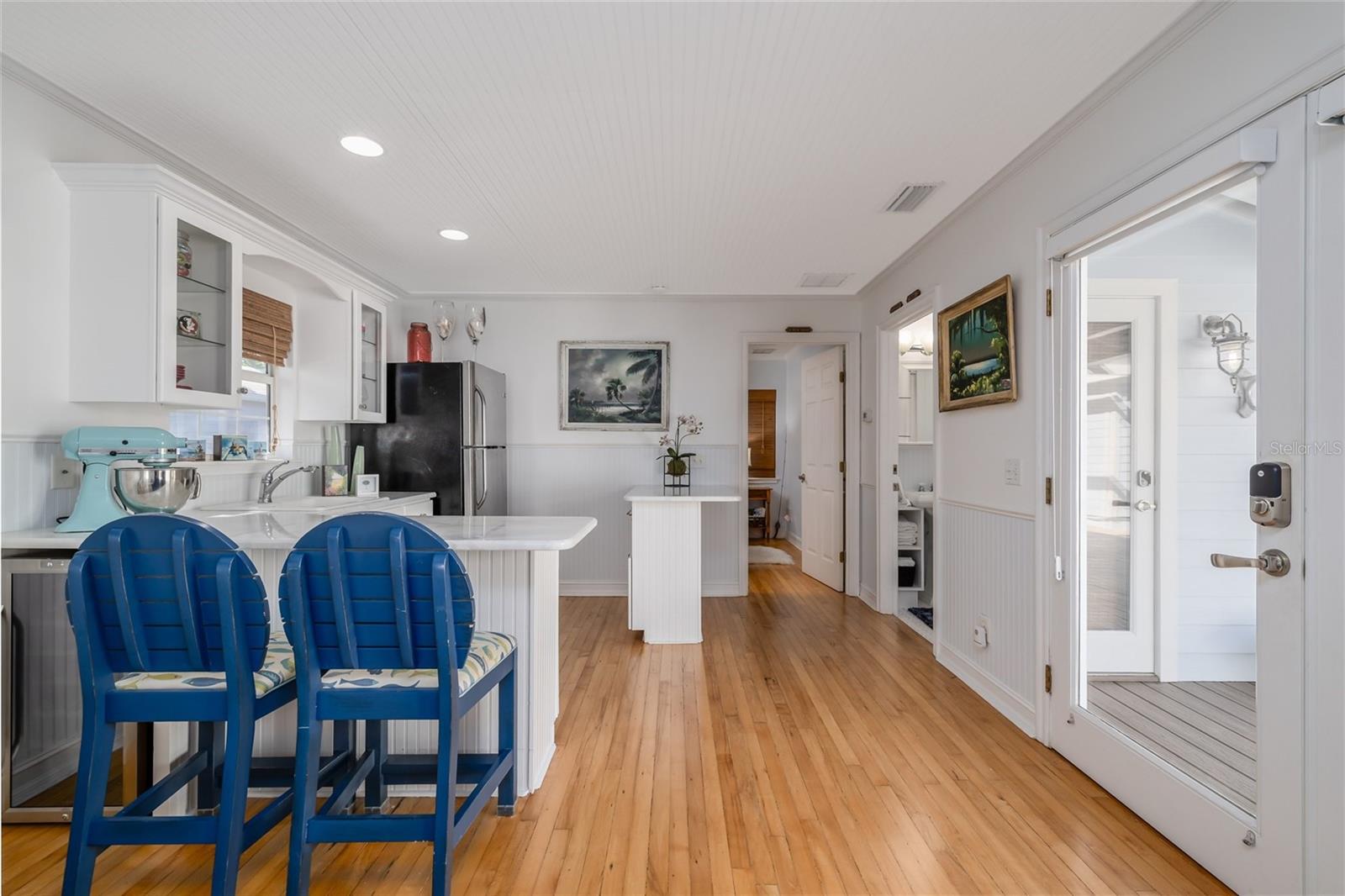 Image 40 of 68 For 506 Yupon Avenue