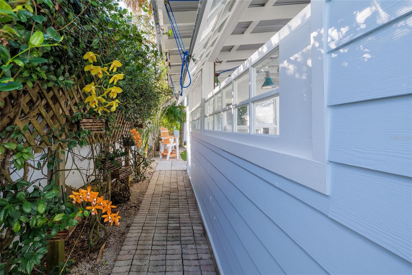 Image 58 of 68 For 506 Yupon Avenue