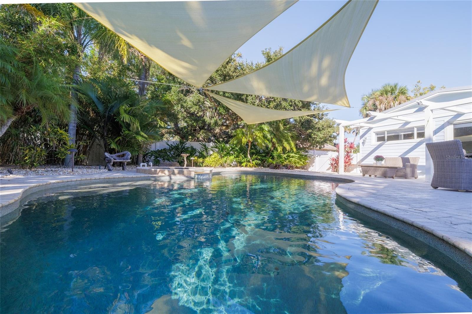 Image 63 of 68 For 506 Yupon Avenue