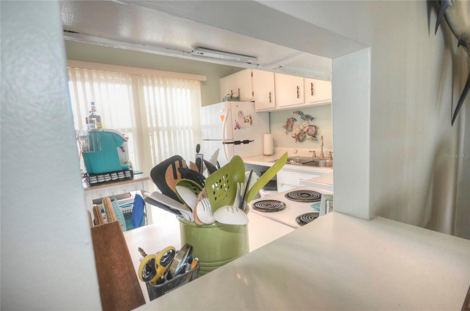 Image 5 of 26 For 717 Beach Street 207c