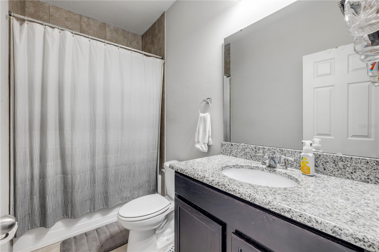 Image 18 of 28 For 1453 River Rock Court