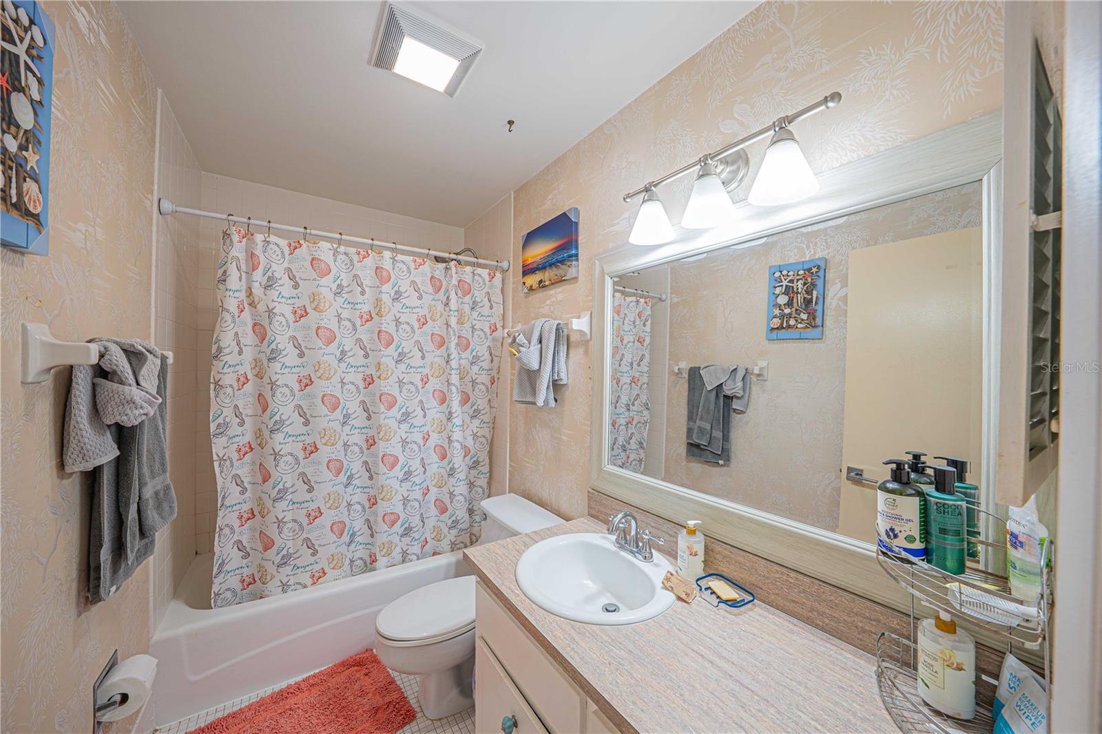 Image 14 of 23 For 3615 Atlantic Avenue 211