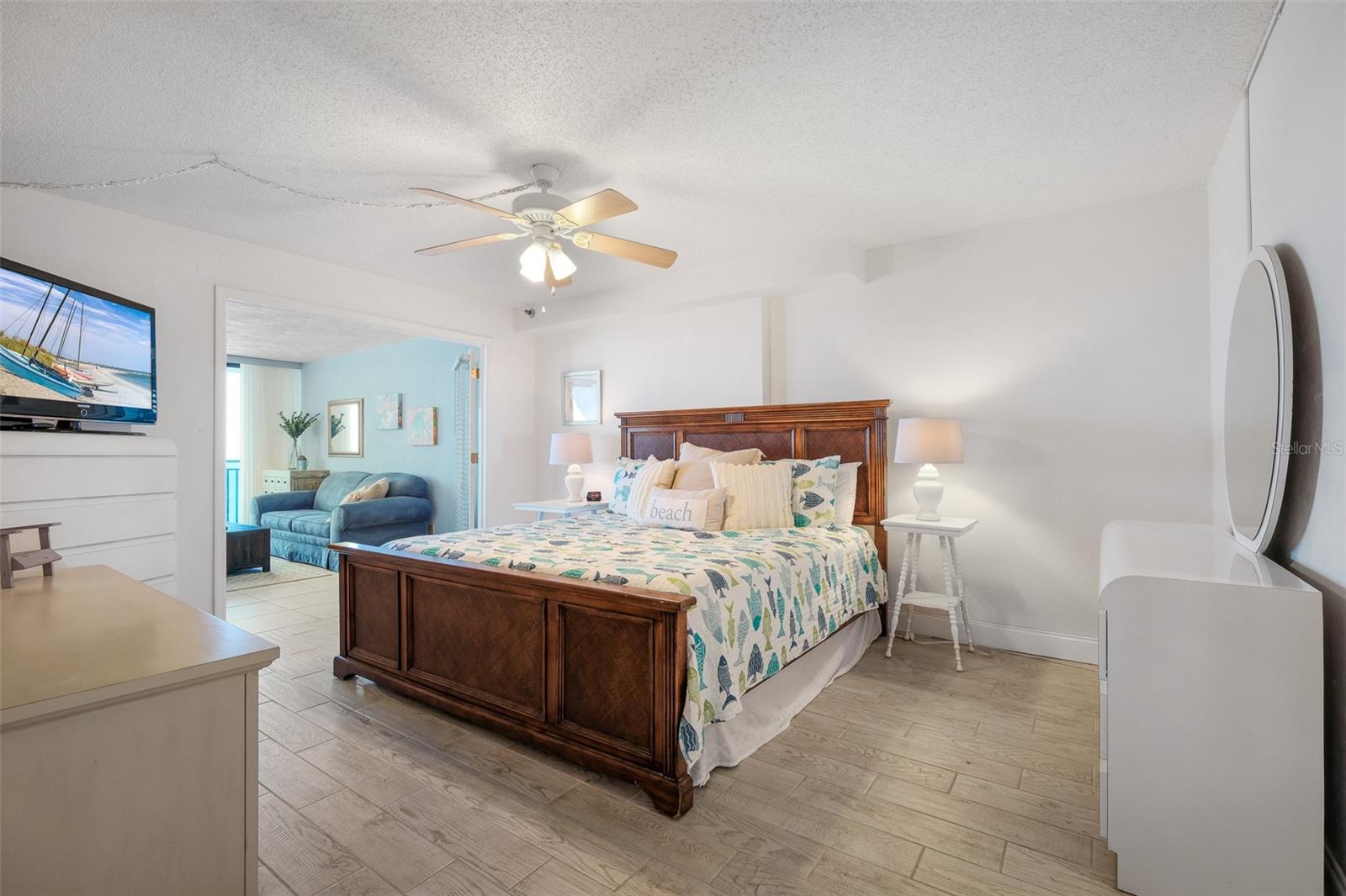 Image 10 of 20 For 4139 Atlantic Avenue B508