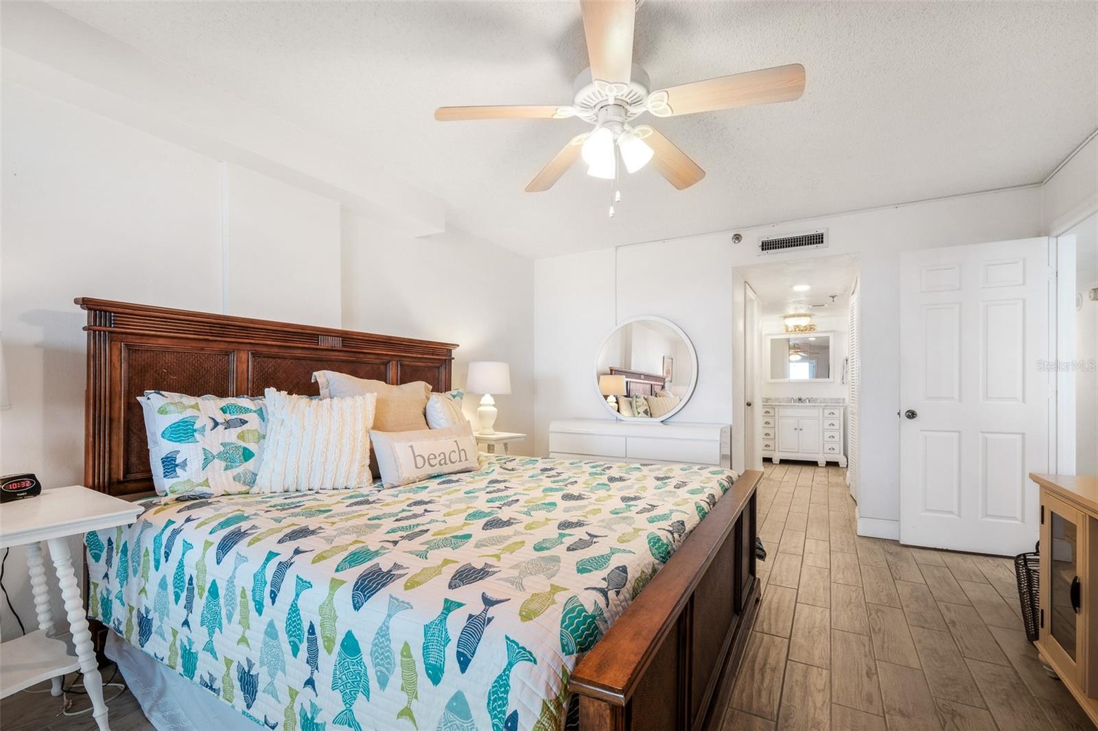 Image 12 of 20 For 4139 Atlantic Avenue B508