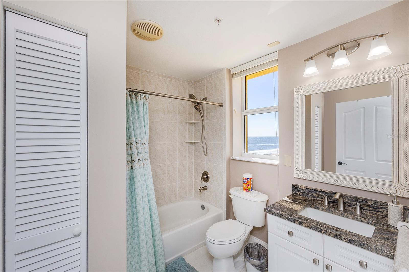 Image 31 of 61 For 2300 Atlantic Avenue 203