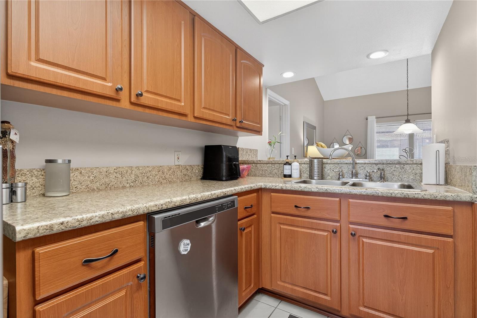 Image 19 of 62 For 258 Sabal Palm Place 22