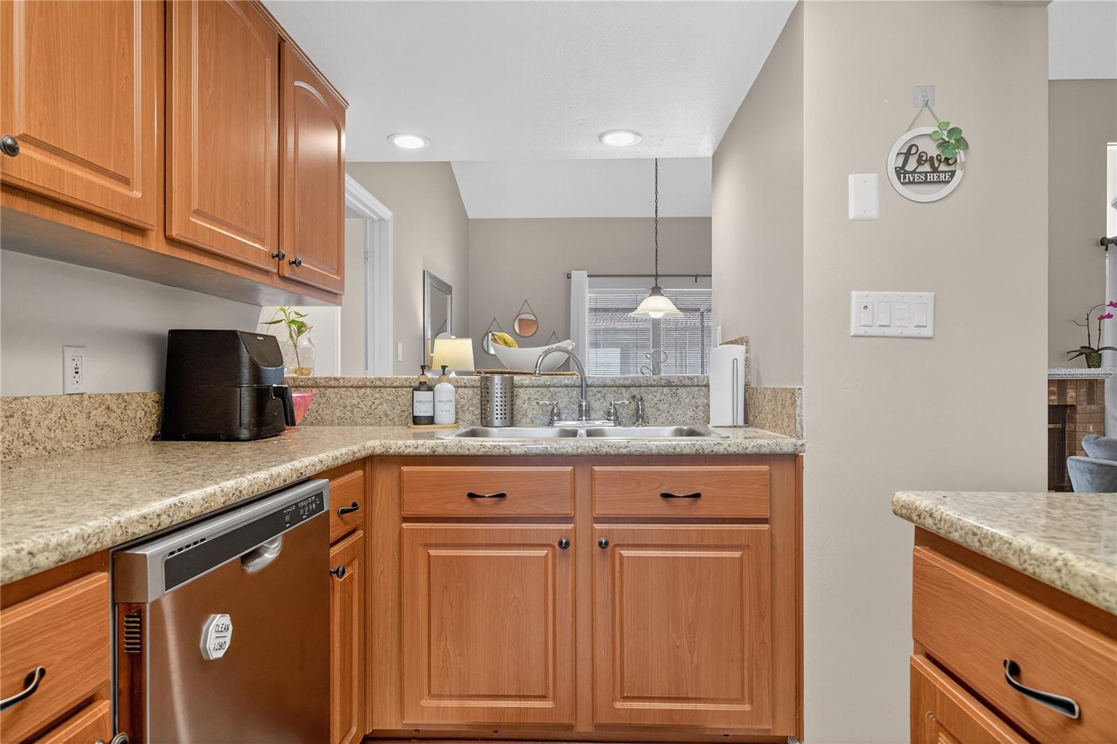 Image 22 of 62 For 258 Sabal Palm Place 22