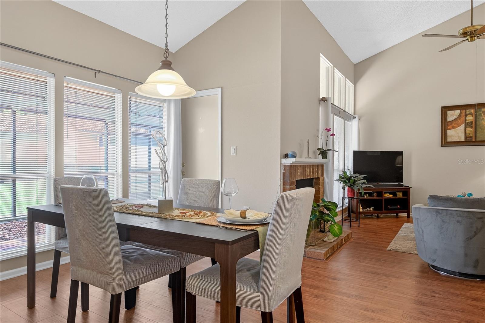 Image 30 of 62 For 258 Sabal Palm Place 22
