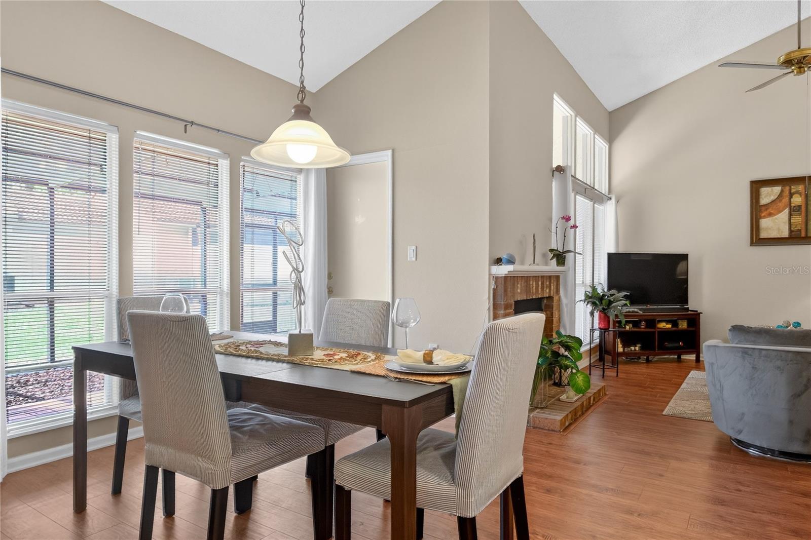 Image 33 of 62 For 258 Sabal Palm Place 22