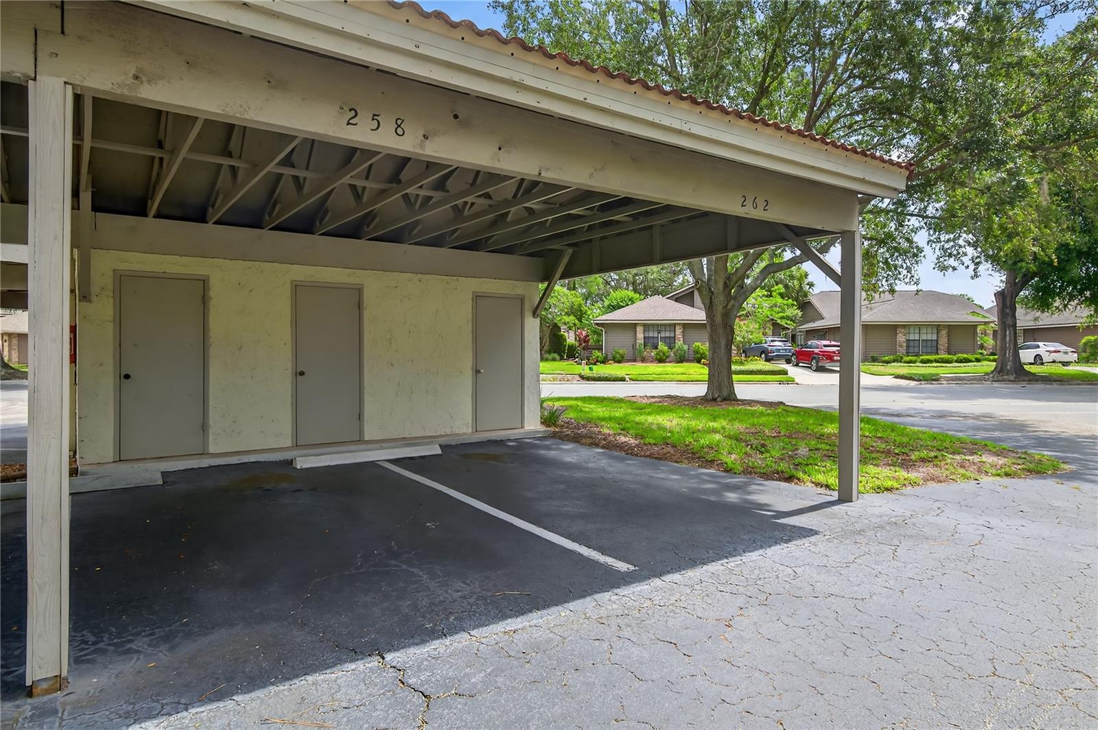 Image 4 of 62 For 258 Sabal Palm Place 22