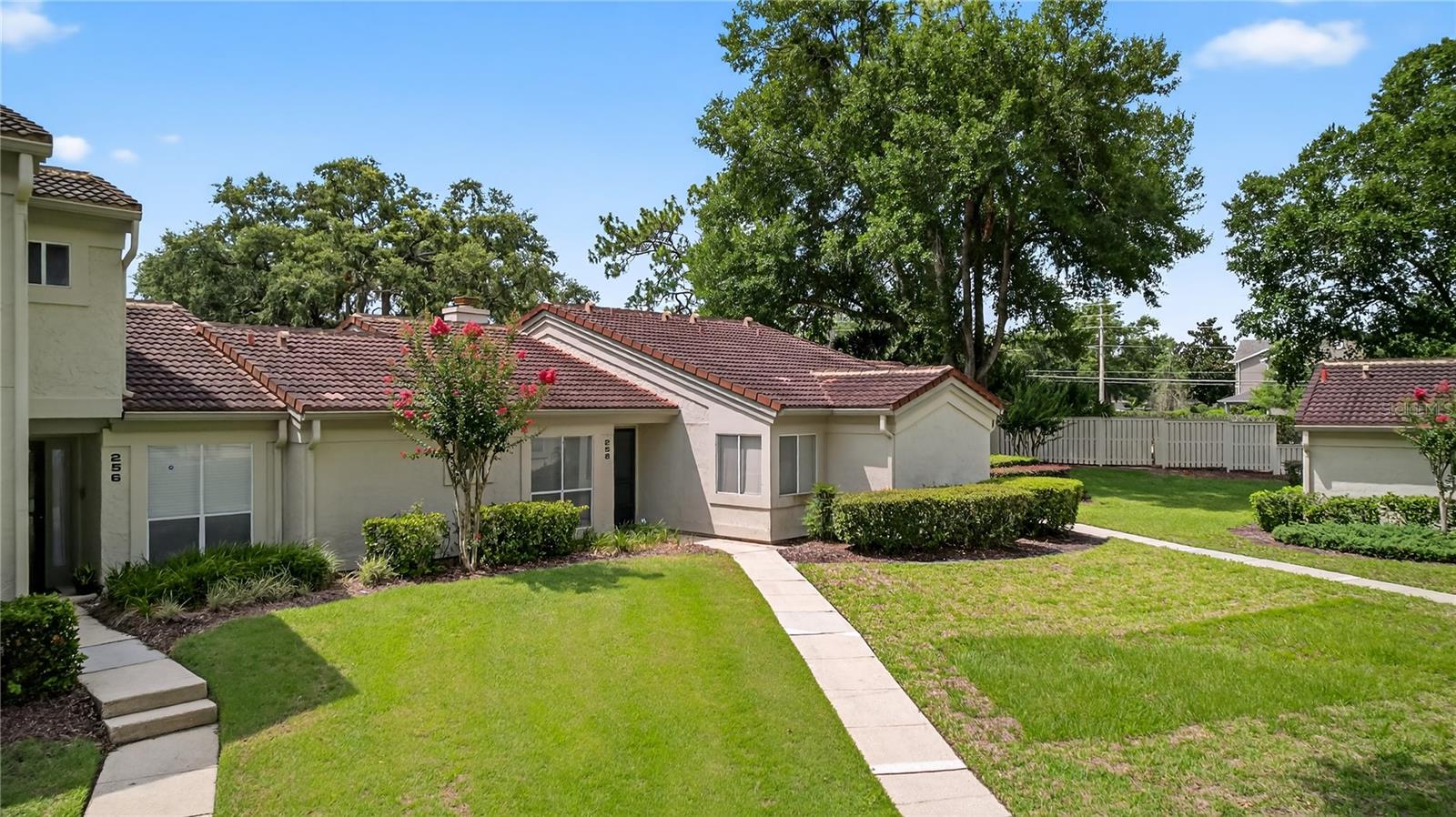 Image 5 of 62 For 258 Sabal Palm Place 22