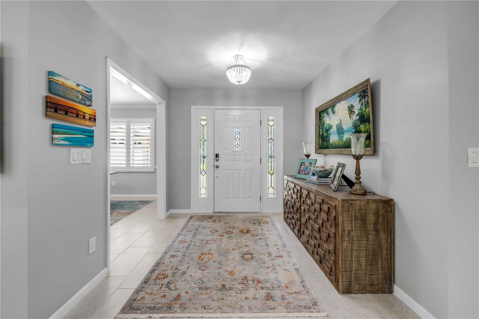 Image 13 of 98 For 544 Bottlebrush Court