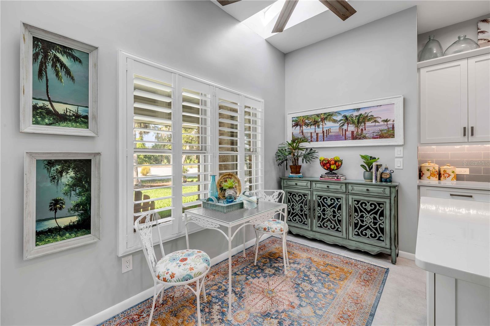 Image 36 of 98 For 544 Bottlebrush Court