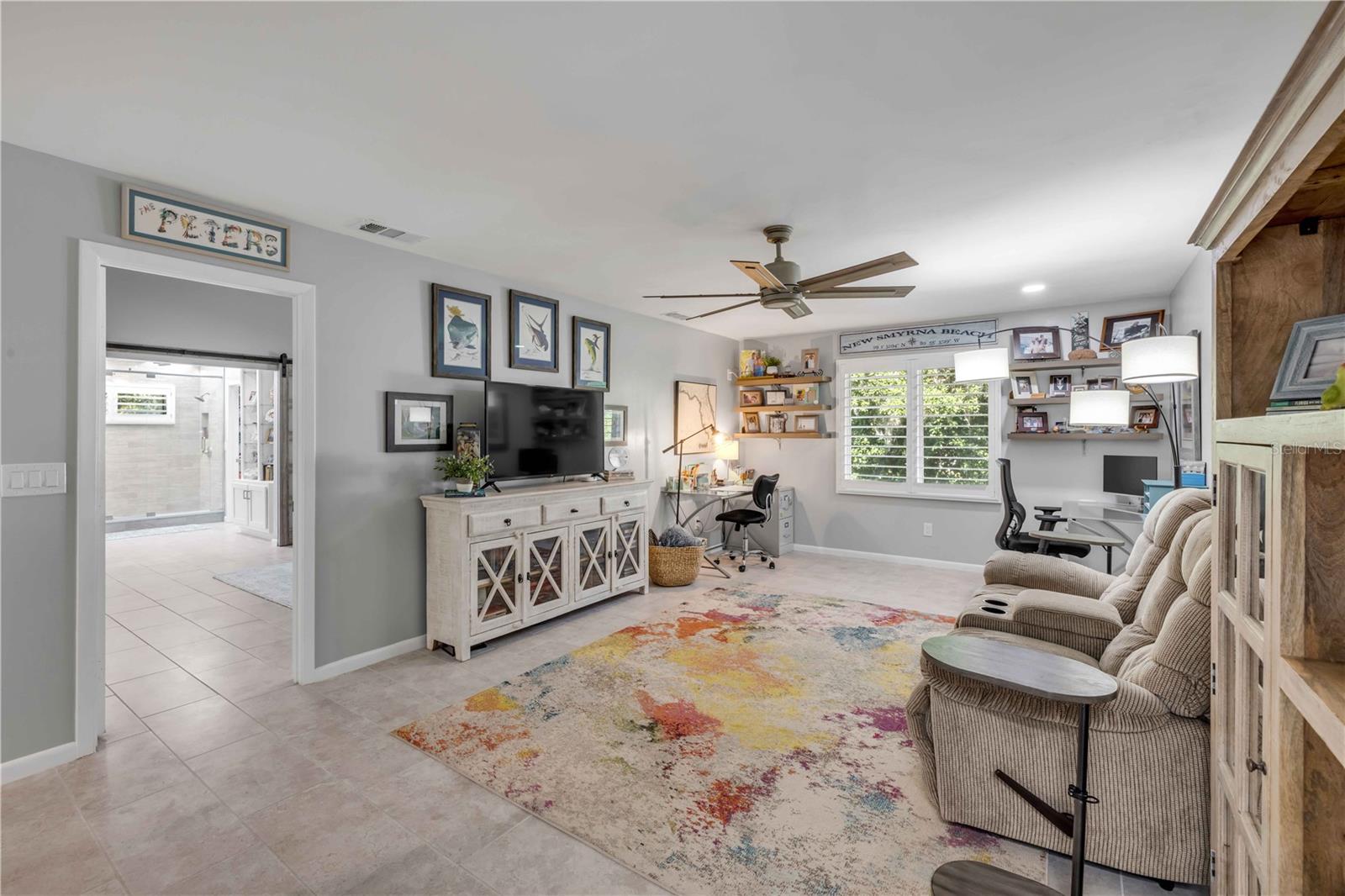 Image 40 of 98 For 544 Bottlebrush Court