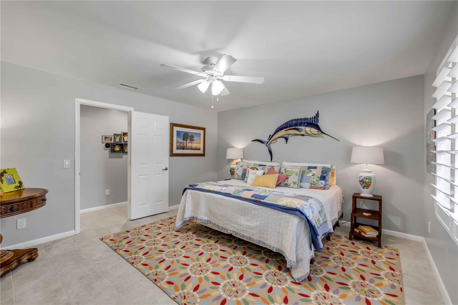 Image 57 of 98 For 544 Bottlebrush Court