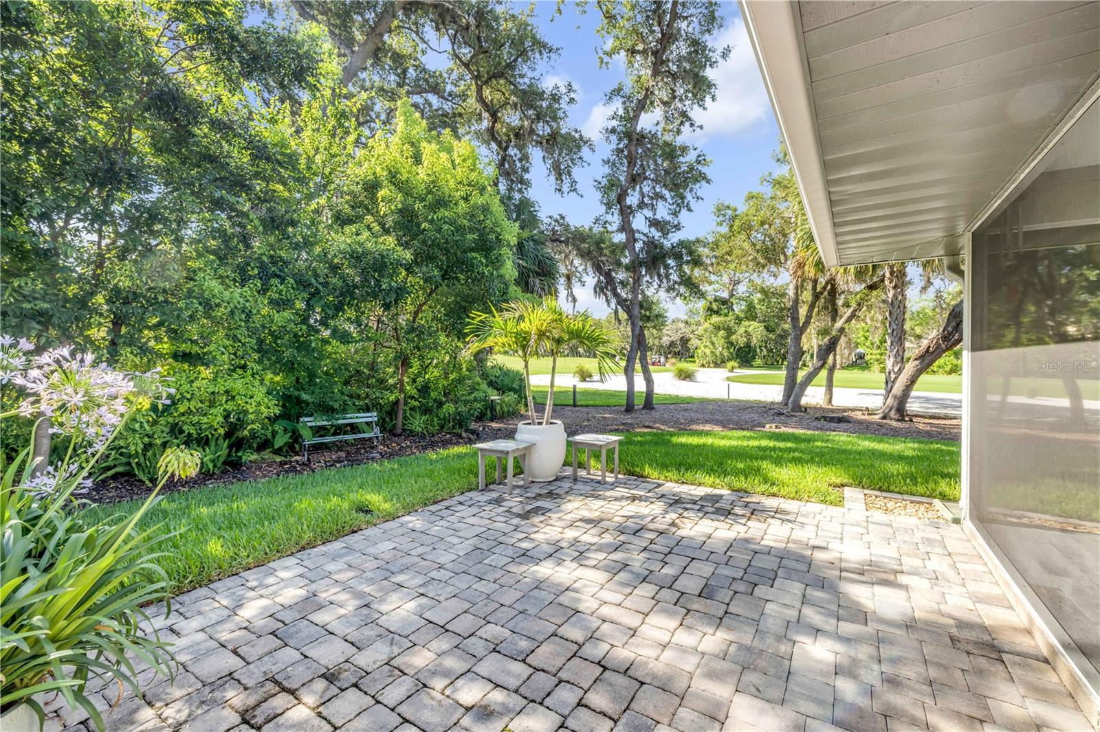 Image 71 of 98 For 544 Bottlebrush Court