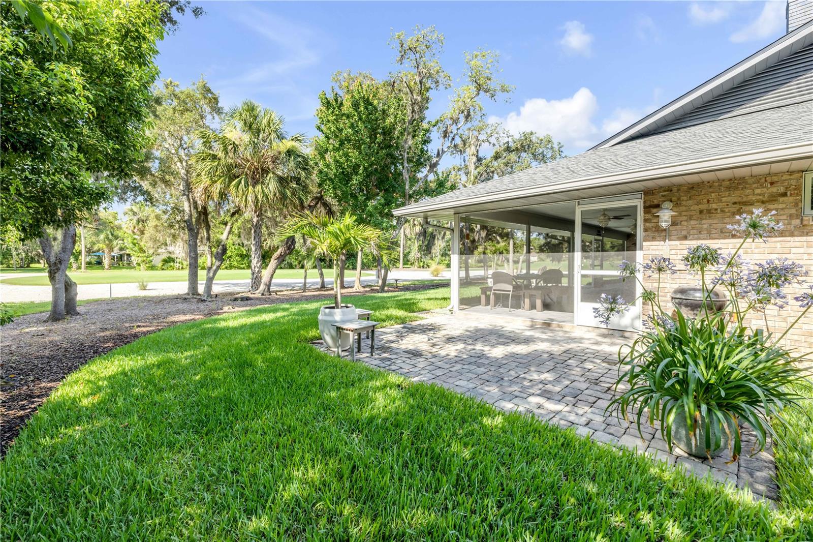 Image 72 of 98 For 544 Bottlebrush Court