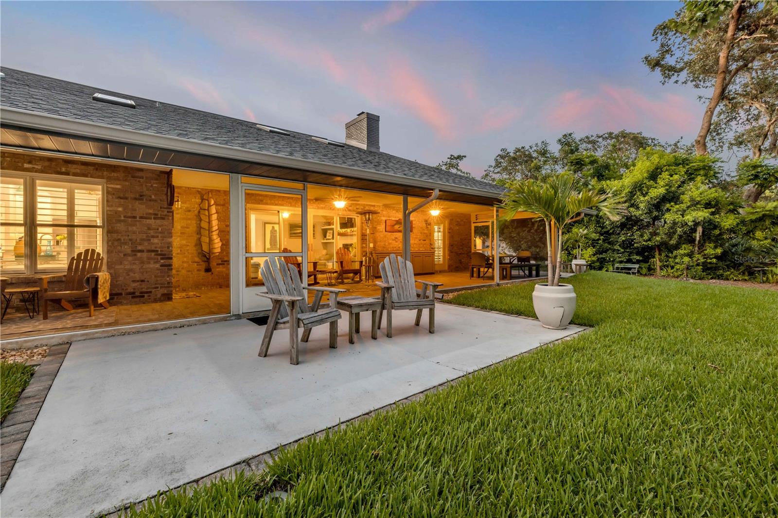 Image 89 of 98 For 544 Bottlebrush Court