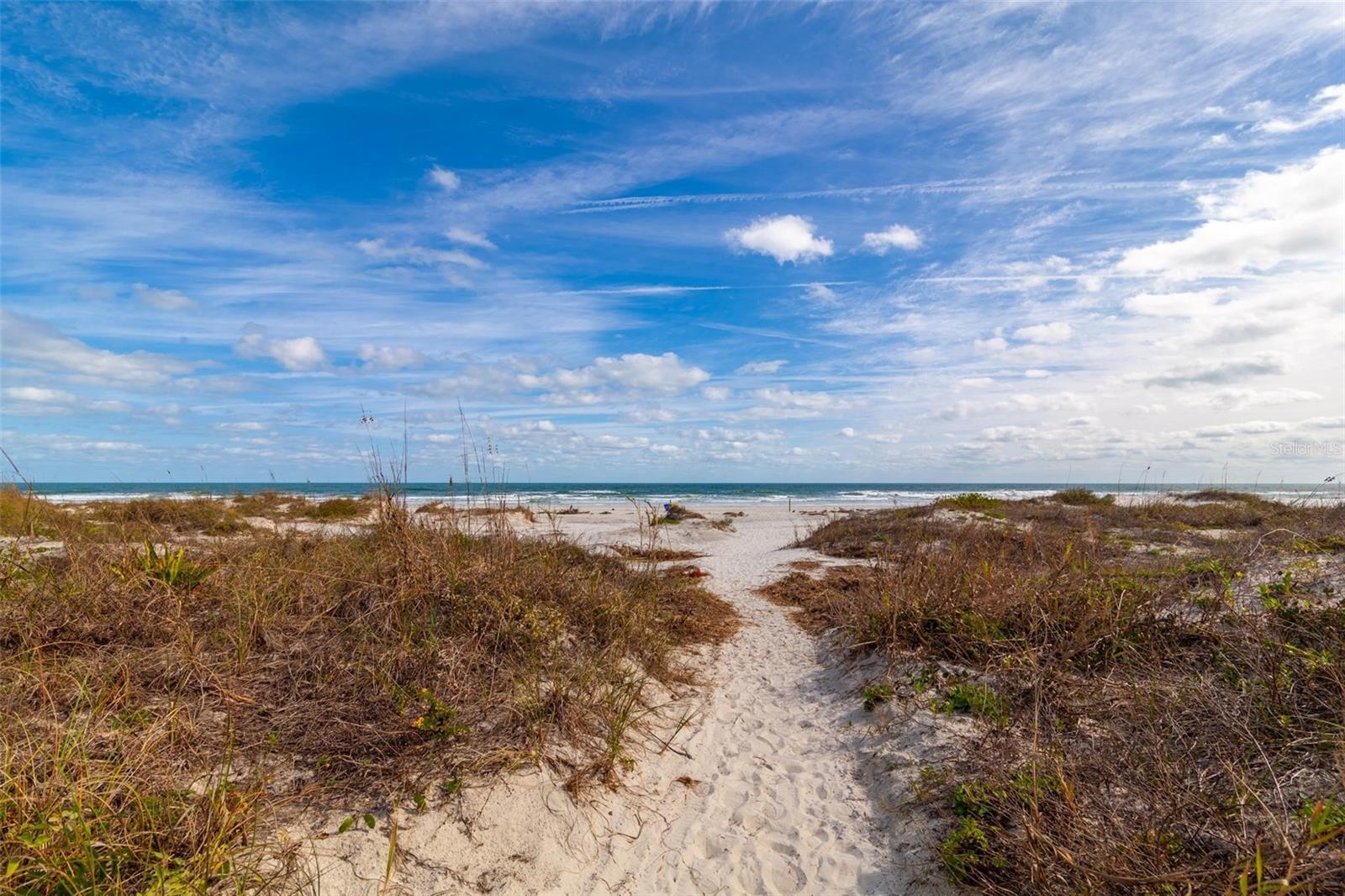 Image 45 of 60 For 265 Minorca Beach Way 902