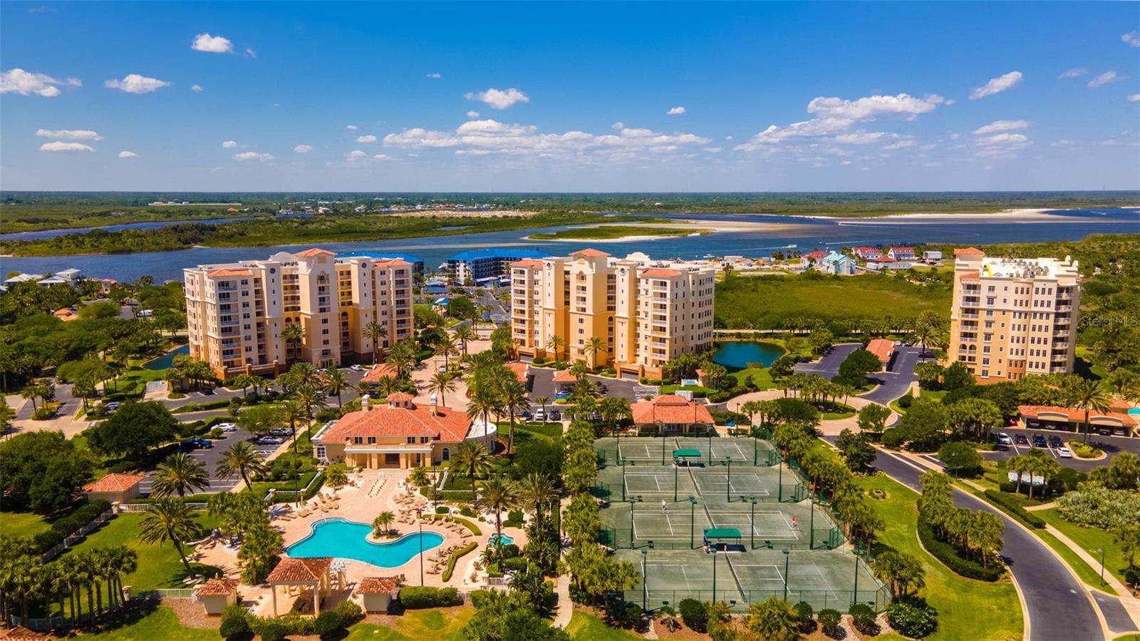 Image 58 of 60 For 265 Minorca Beach Way 902
