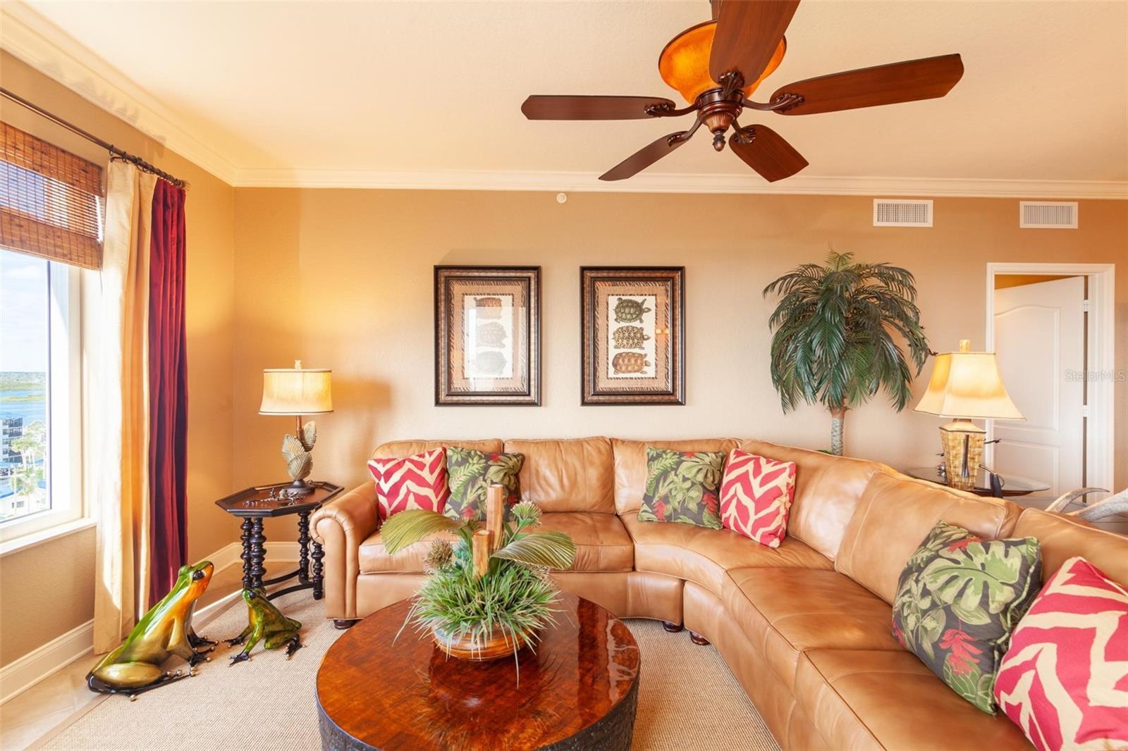 Image 6 of 60 For 265 Minorca Beach Way 902