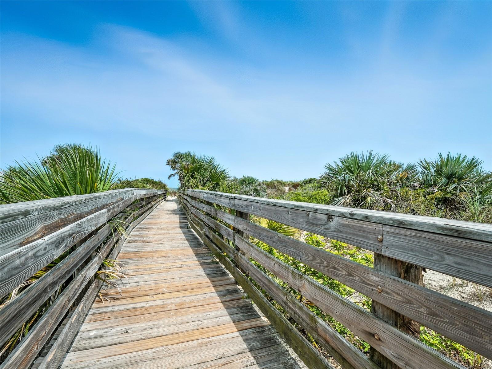 Image 84 of 91 For 265 Minorca Beach Way 902