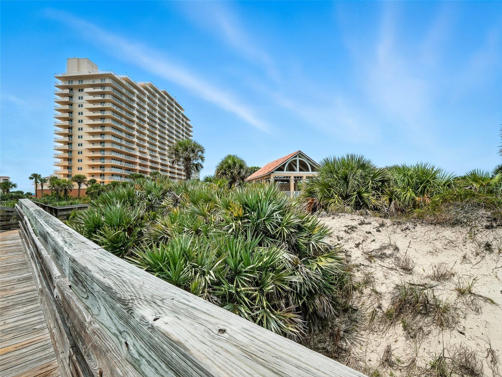 Image 85 of 91 For 265 Minorca Beach Way 902