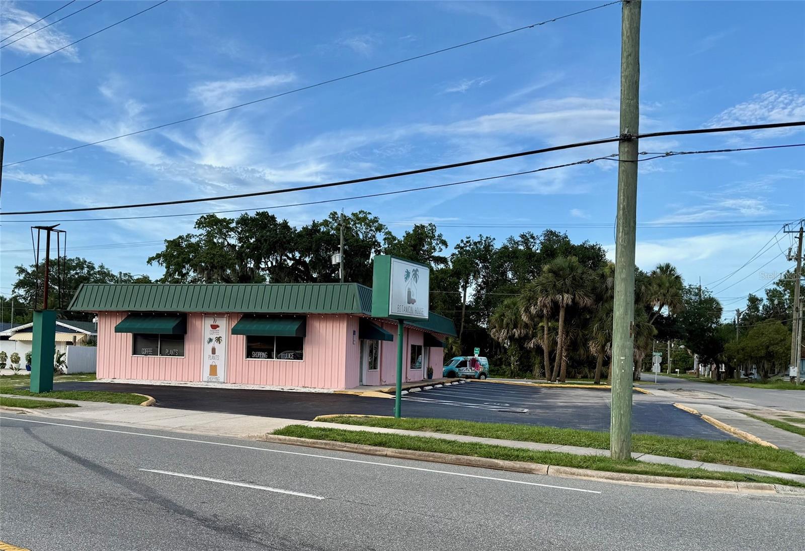 Image 16 of 21 For 401 Mary Avenue